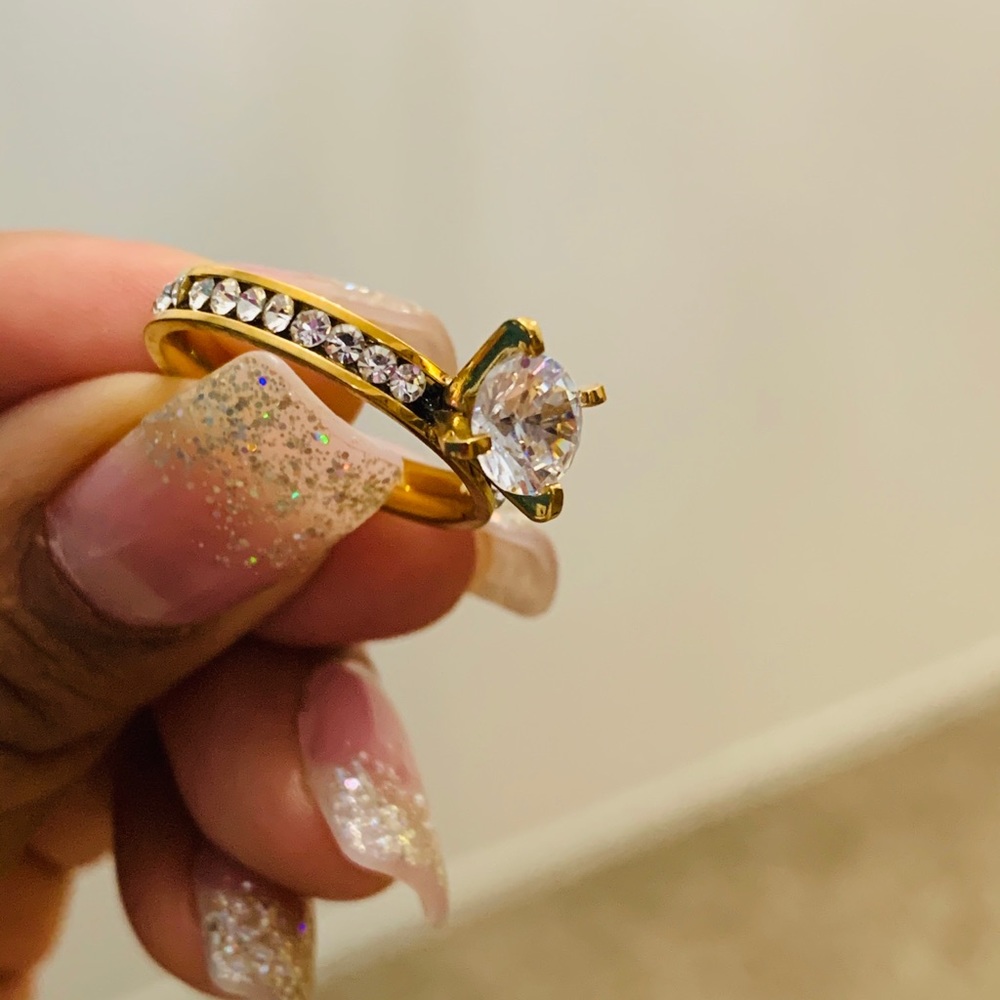 ๐ฅฐ Wedding Ring ๐ฅฐ - Picture 11 of 11